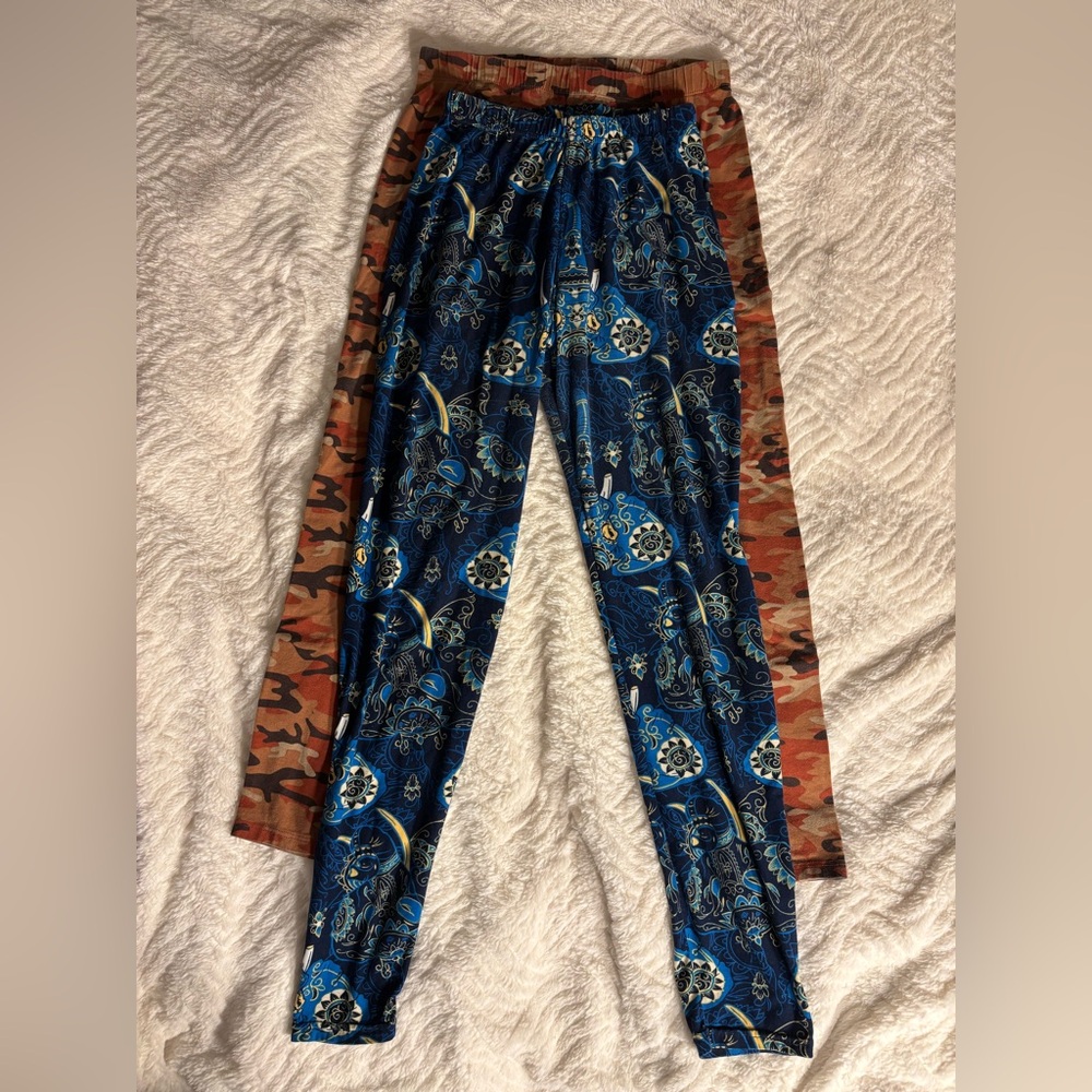 2 Pair of Leggings